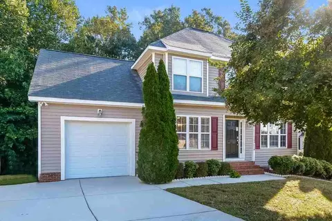 118 Ashton Ct, Clayton, NC 27527
