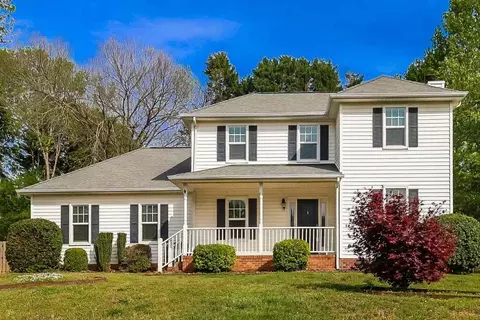 2032 Pine Needle Ct, Gastonia, NC 28056