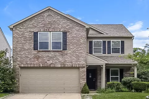 8943 Browns Valley Ln, Indianapolis, IN 46113