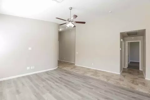 2113 S Compton, Mesa, AZ 85209 photo 6