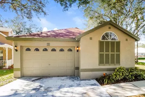 602 Cape Cod Cir, Valrico, FL 33594