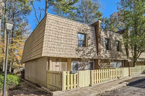 6424 Woodstone Way, Morrow, GA 30260