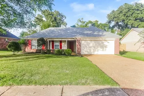 6064 Allen Pkwy E, Olive Branch, MS 38654