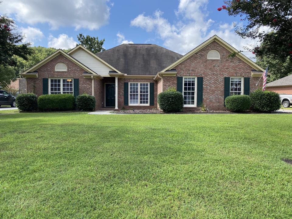 2813 Willowick Trl SE, Hampton Cove, AL 35763