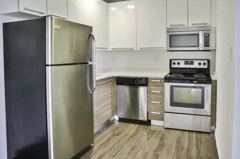 925 W Carmen Ave #7A, Chicago, IL 60640