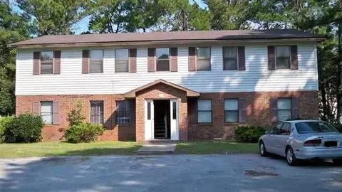 108 Ravenwood Dr #D, Jacksonville, NC 28546
