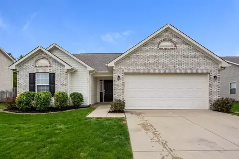152 Heartwood Hl, Greenfield, IN 46140