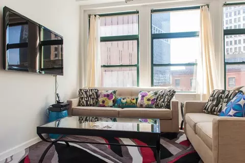 17 Battery Pl #2009, New York, NY 10004