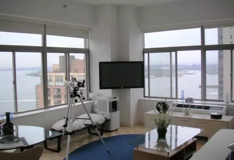 17 Battery Pl #3512, New York, NY 10004
