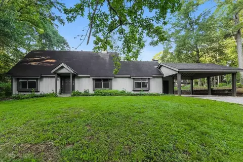 114 Valley Rd, Stockbridge, GA 30281