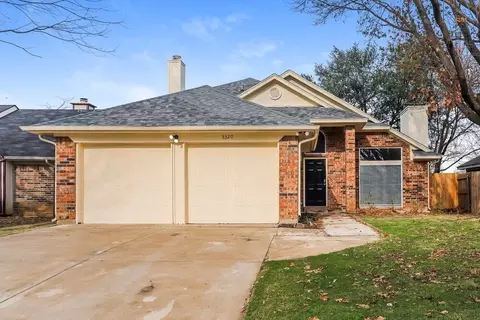 5320 Rowcrop Dr, Arlington, TX 76017