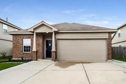 6935 Hazelnut Ln, Baytown, TX 77521