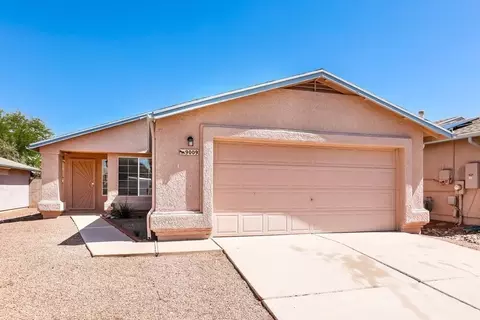 9009 E Kinross Dr, Tucson, AZ 85730