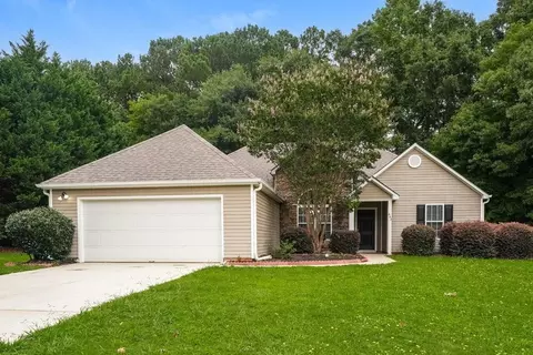 663 Stonecrest Dr, Loganville, GA 30052