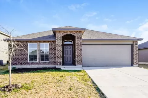 1545 Birmingham Dr, Seguin, TX 78155