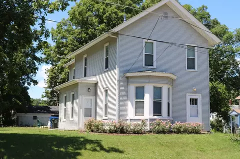 1206 Bridge Ave #2, Davenport, IA 52803