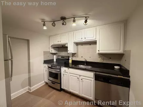 192 Central St #B, Somerville, MA 02145