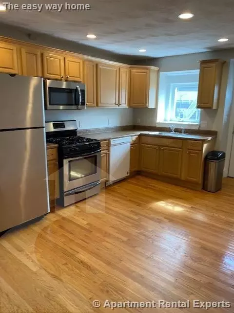 13 Brighton St #3, Boston, MA 02129