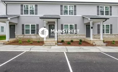 502 Rogers Lake Rd E, Kannapolis, NC 28083