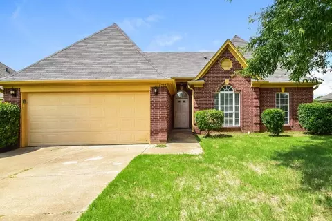 4088 Carroll Dr W, Horn Lake, MS 38637