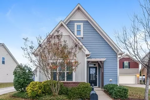 108 Heathwood Dr, Clayton, NC 27527
