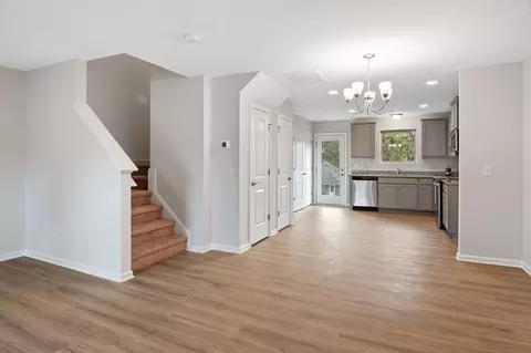 323 Switch St, Raleigh, NC 27606