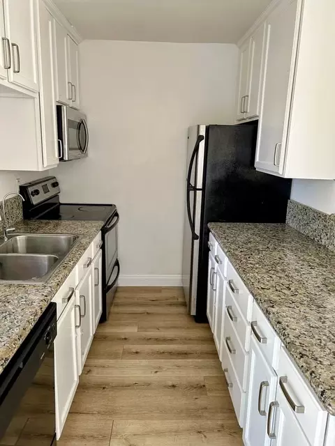 5505 Adelaide Ave #10, San Diego, CA 92115