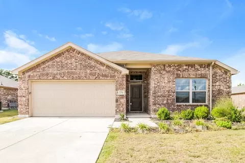 334 Highmeadow Rd, Aubrey, TX 76227