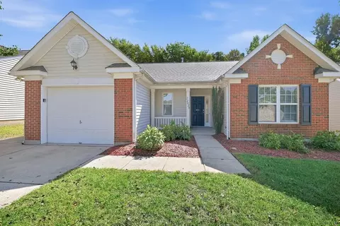 12828 Deaton Hill Dr, Charlotte, NC 28269
