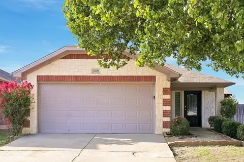 10921 Emerald Park Ln, Haslet, TX 76052