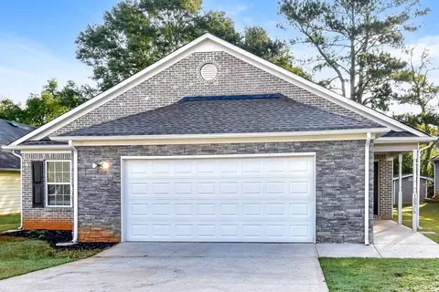 10976 Big Sky Dr, Hampton, GA 30228