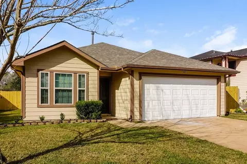 5207 Riverwood Dr, Richmond, TX 77469