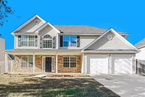 4021 Castle Way, Fairburn, GA 30213