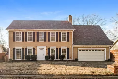 329 Locust Grove Dr, Cordova, TN 38018