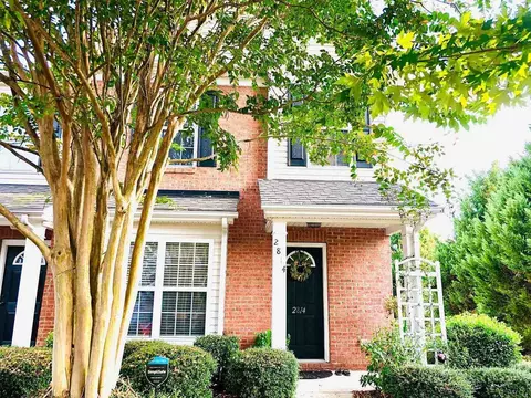 2814 Summergrove Ct, Matthews, NC 28105