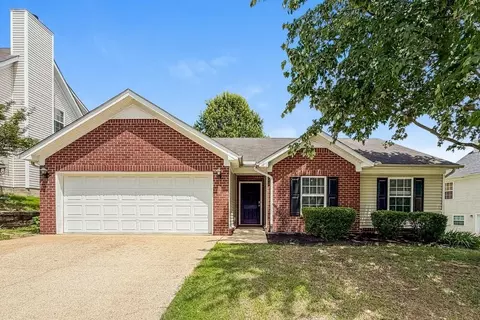 804 Birchmill Pt N, Antioch, TN 37013