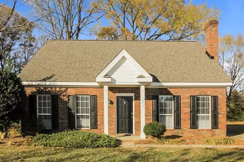 5013 Farmview Dr, Monroe, NC 28110