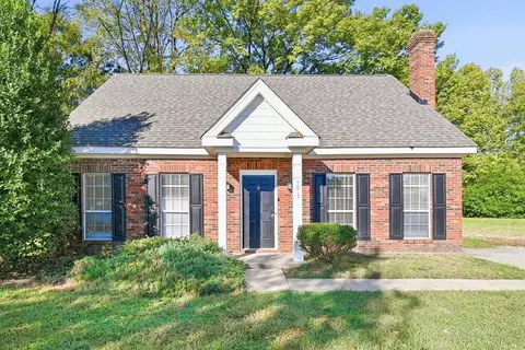 5013 Farmview Dr, Monroe, NC 28110