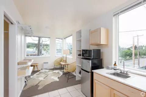 2305 S Plum St, Seattle, WA 98144