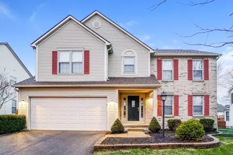 156 Locust Curve Dr, Delaware, OH 43015