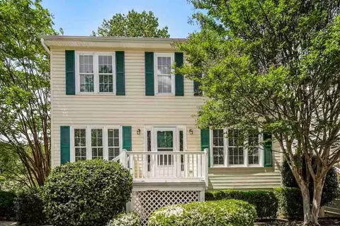 221 Guinevere Ct, Winston Salem, NC 27104