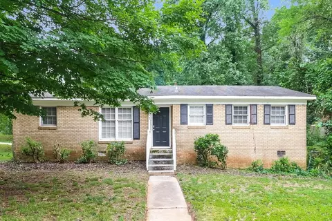 401 Sleepy Hollow Rd, Charlotte, NC 28217