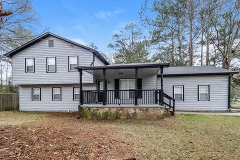 6492 Meadow Lark Dr, Riverdale, GA 30296