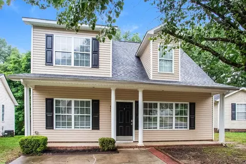 711 Continental Dr, Concord, NC 28025