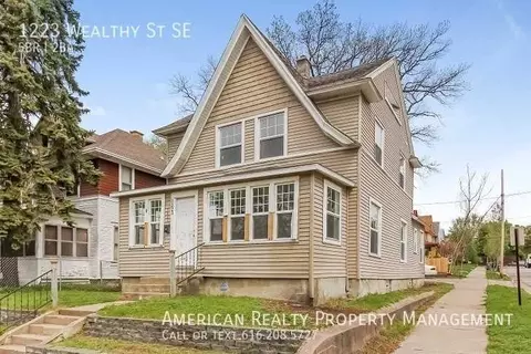1223 Wealthy St SE, Grand Rapids, MI 49506