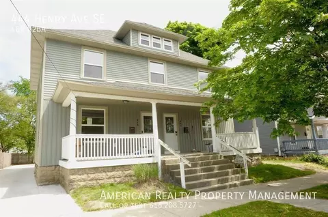 444 Henry Ave SE, Grand Rapids, MI 49503