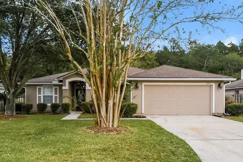 1299 Summit Oaks Dr E, Jacksonville, FL 32221