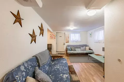 2401 Boylston Ave E #b, Seattle, WA 98102