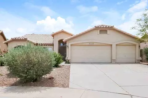 2227 E Cathy Ct, Gilbert, AZ 85296