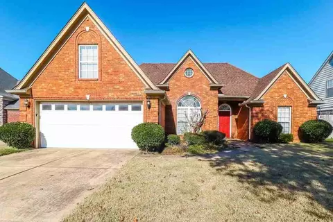 10050 Bloomsbury Ave, Cordova, TN 38016